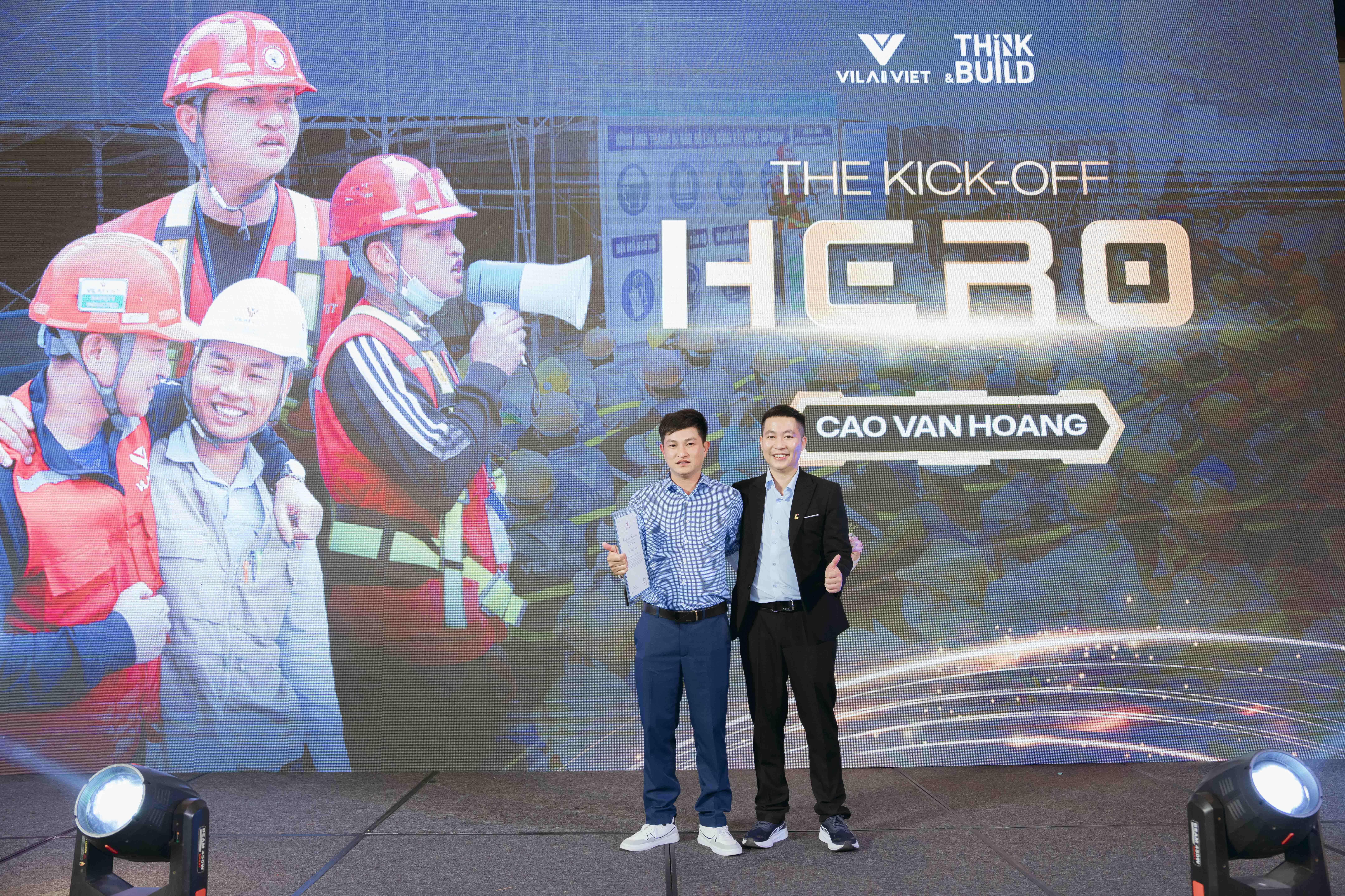 Lần đầu tiên giải thưởng The Kick-off Hero được trao tặng